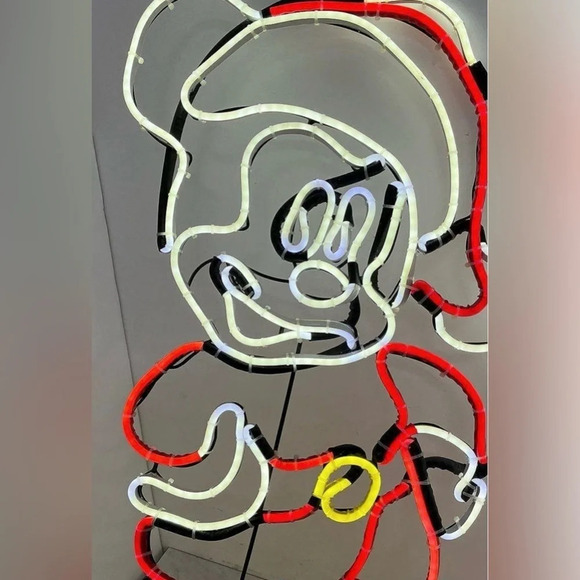 Gemmy Disney Christmas Mickey & Minnie Mouse 29-in Sculpture with LED Lights - Picture 7 of 8